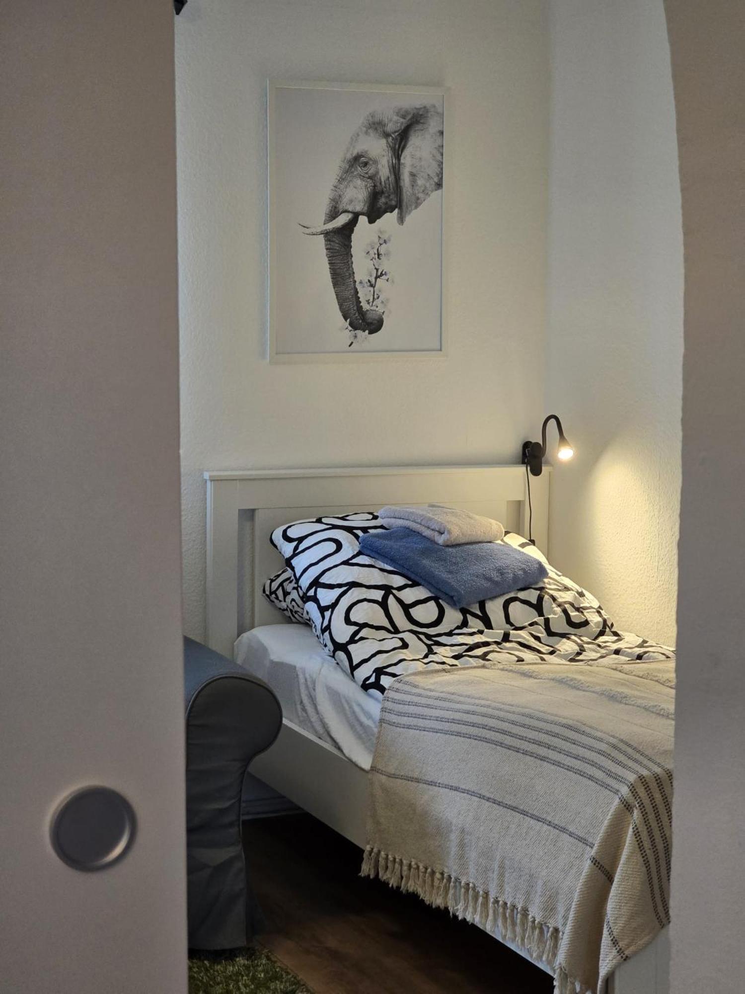 Haus Mit Garten, U Bahn Naehe, Gratis Parkplaetze Wien Exterior foto